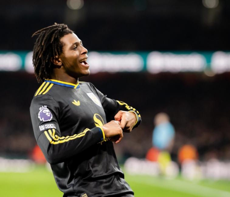 娱乐平台-2球连斩曼城阿森纳，曼联官宣“金边古”伤缺10周，卡里克新挑战